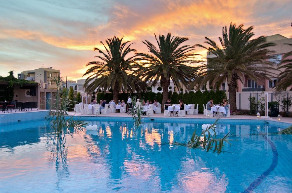 Minos Hotel Rethymno  Bagian luar foto