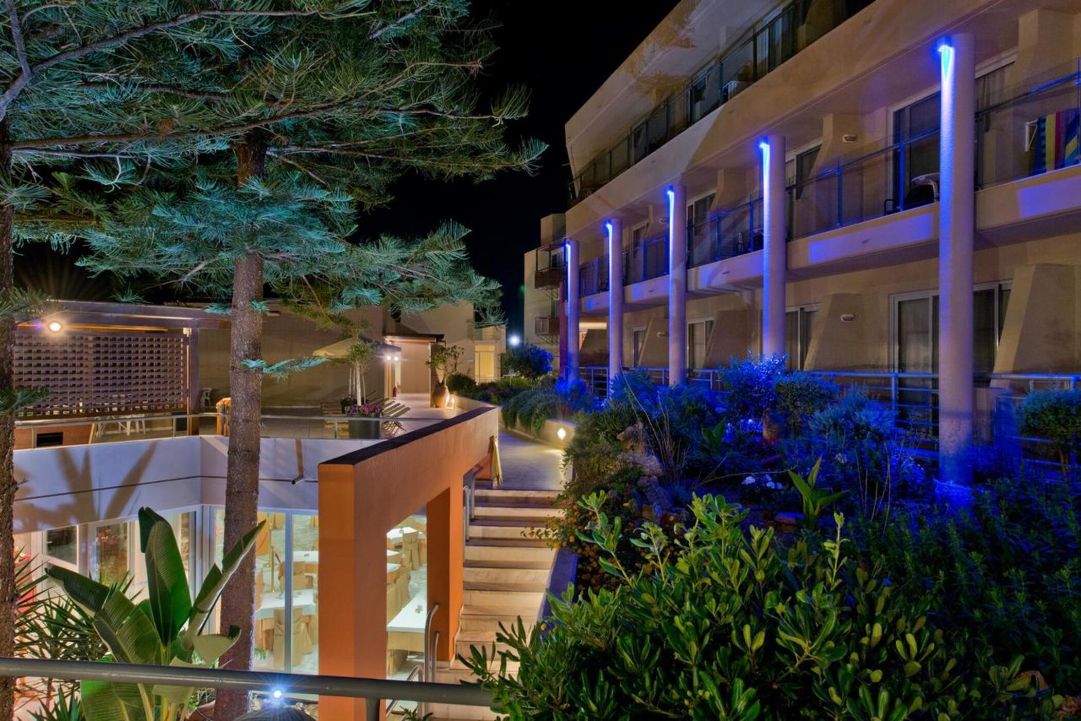 Minos Hotel Rethymno  Bagian luar foto