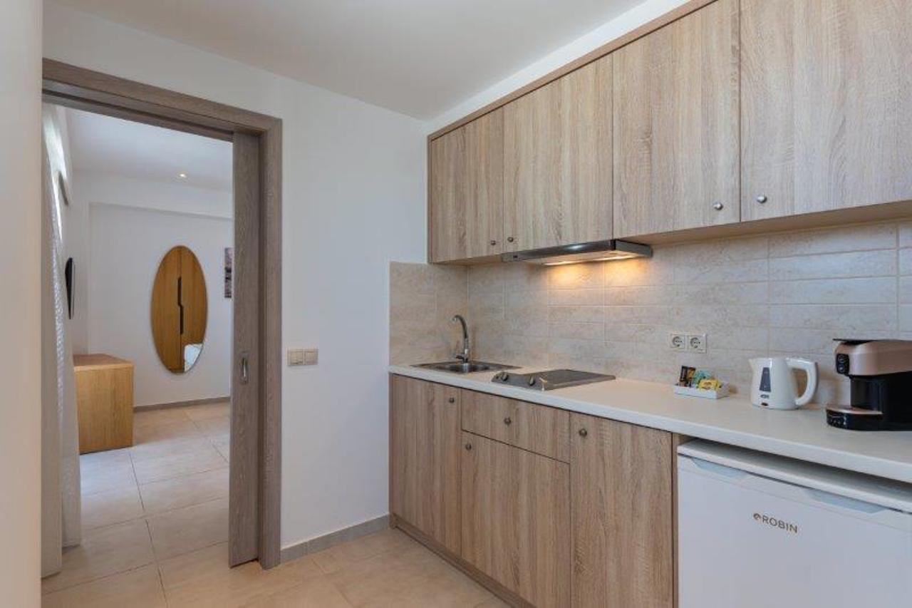 Minos Hotel Rethymno  Bagian luar foto