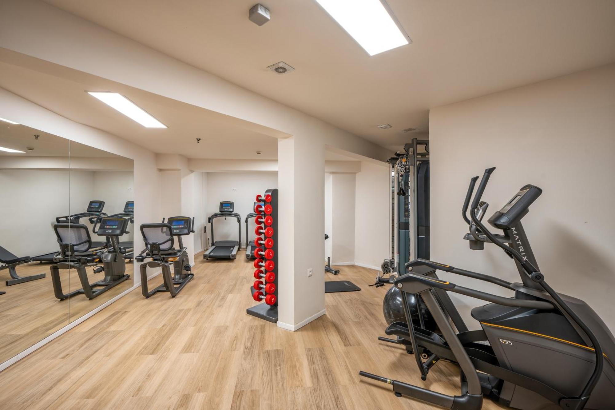 Minos Hotel Rethymno  Bagian luar foto