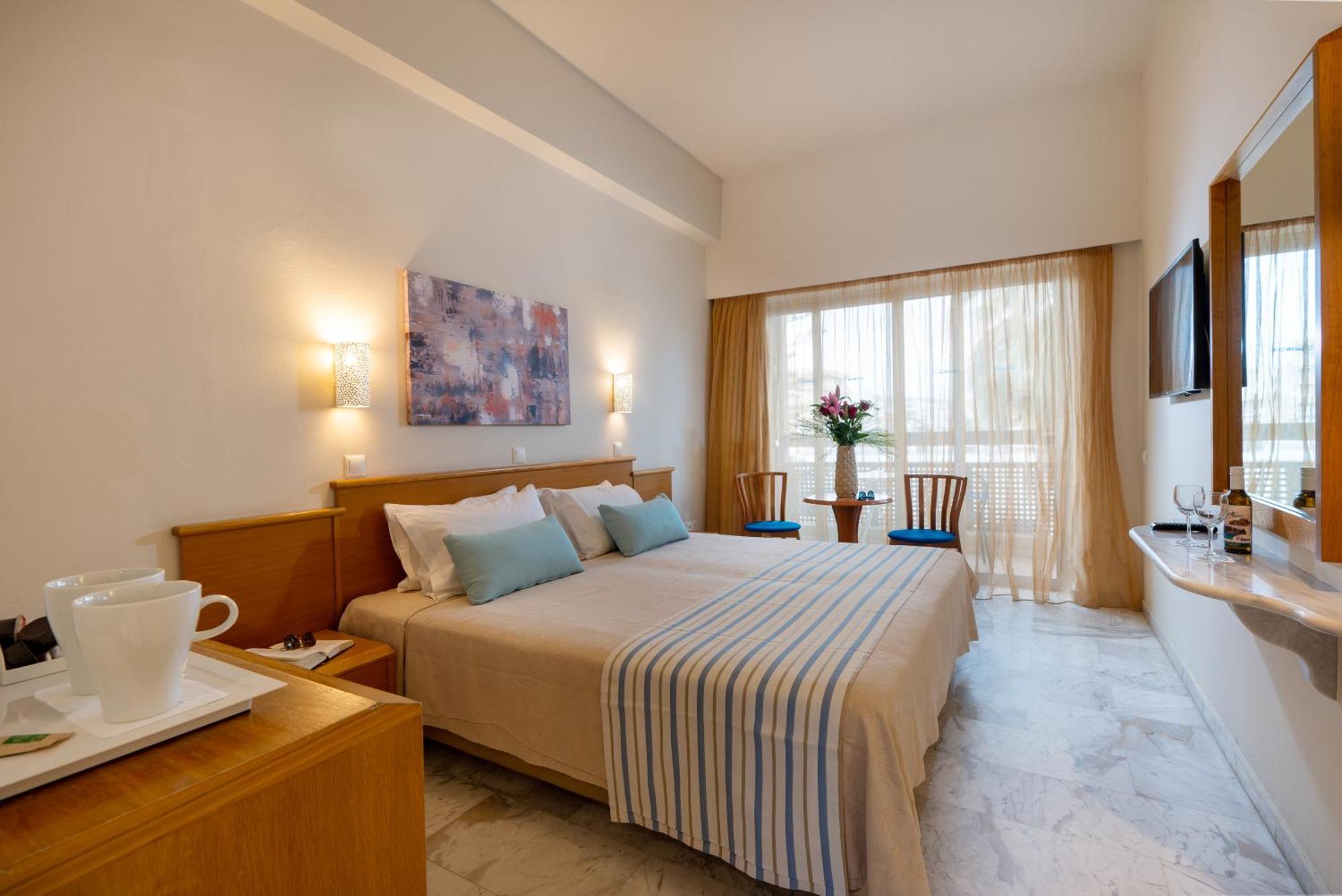 Minos Hotel Rethymno  Bagian luar foto